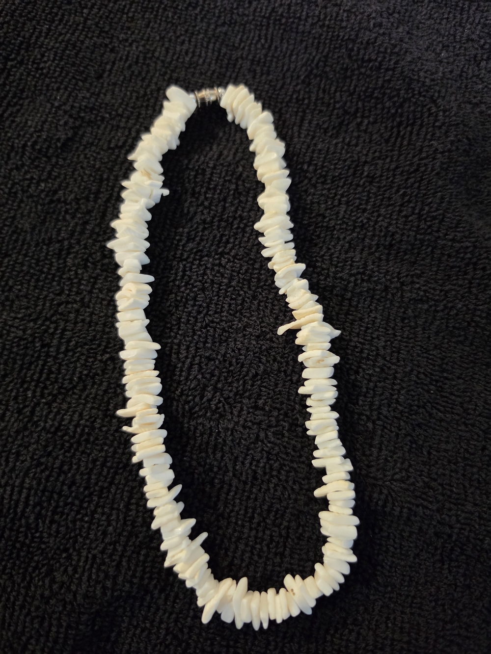 White Shell Chip Choker Necklace - Minimalist Women Jewelry